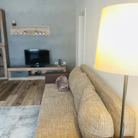 Modern 2-room With Free Parking And Balcony Waldmohr