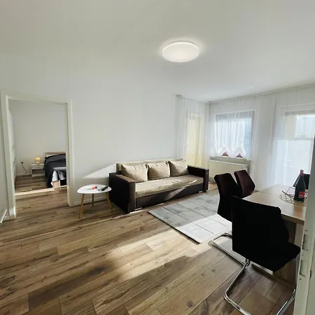 Modern 2-room With Free Parking And Balcony *