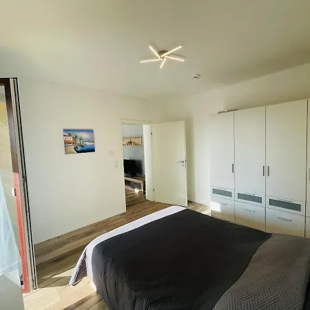 Modern 2-room With Free Parking And Balcony Waldmohr